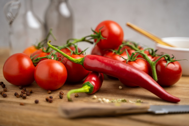 traiteur-LA CROIX SUR ROUDOULE-min_tomatoes-5365186